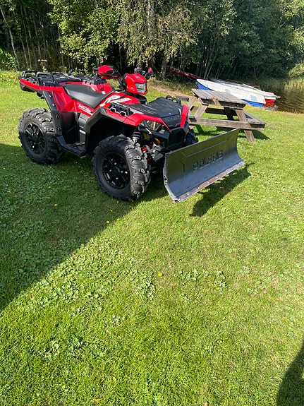 Polaris Sportsman XP 1000 8 of 8