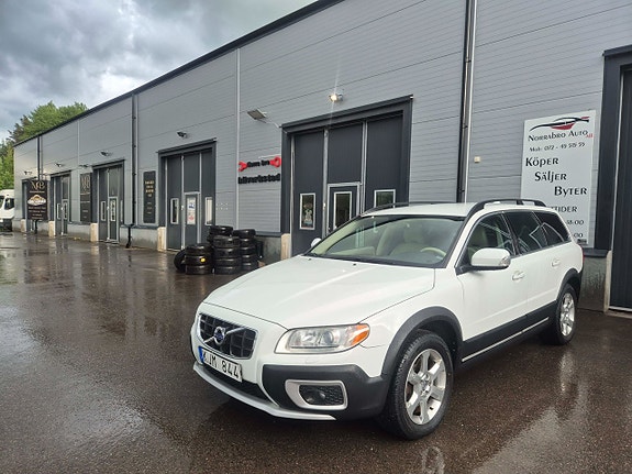 Volvo XC70 6 of 19