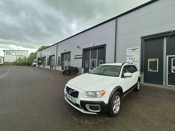 Volvo XC70 13 of 19