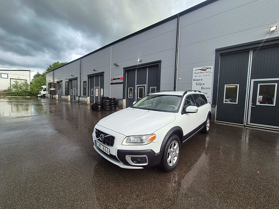 Volvo XC70 9 of 19