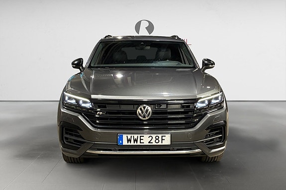 Volkswagen Touareg 10 of 17