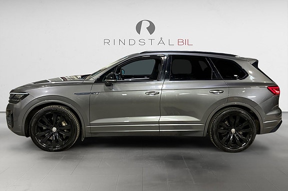 Volkswagen Touareg 4 of 17