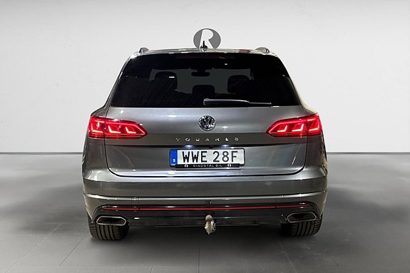 Volkswagen Touareg 6 of 17