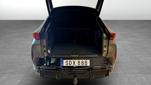 Cupra Tavascan 13 of 15