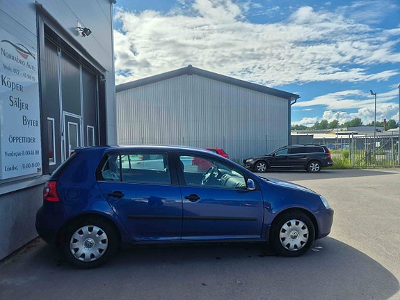 Volkswagen Golf-Serie 4 of 13