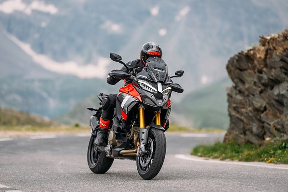 Ducati Multistrada V4 Pikes Peak *Kampanj* Kampanjpris Spara 20 K 3 of 4