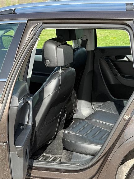 Volkswagen Passat Alltrack 5 of 5