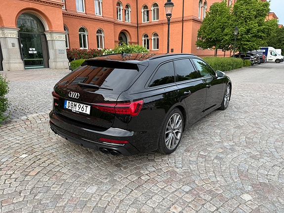 Audi S6 4 of 5