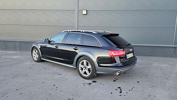Audi A6 allroad 2 of 5