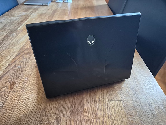 Product image 2 of 12