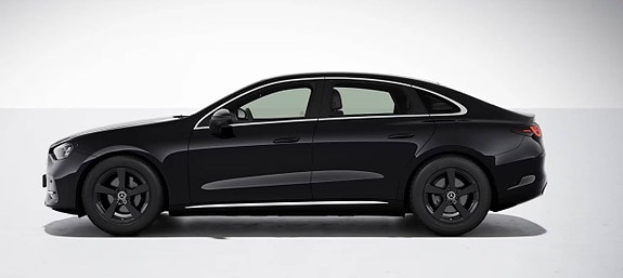 Mercedes-Benz C400 4 of 5