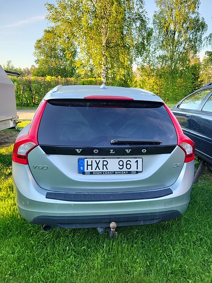 Volvo V60 3 of 5