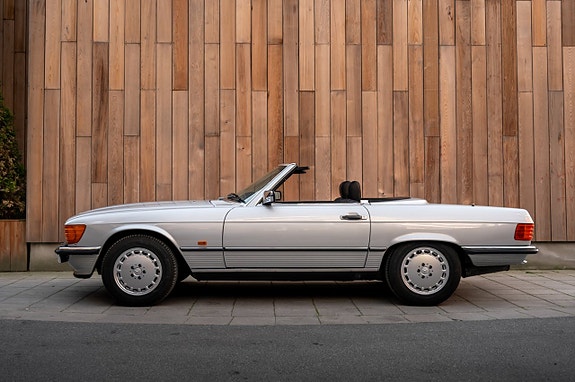 Mercedes-Benz 300 SL 5 of 5