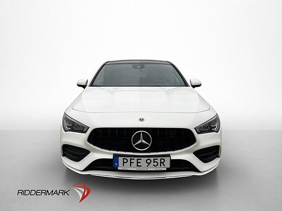 Mercedes-Benz CLA200 2 of 5