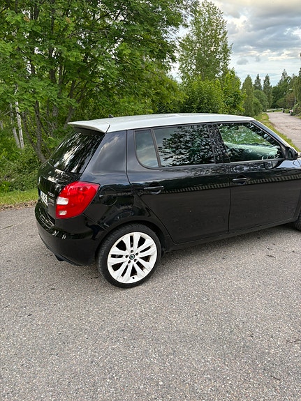 Skoda Fabia 4 of 5