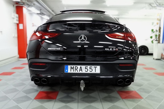 Mercedes-Benz GLE53 8 of 30