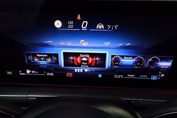 Mercedes-Benz GLE53 29 of 30