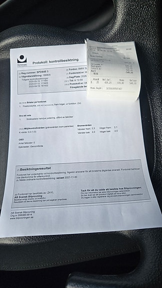 BMW 318d 8 of 8