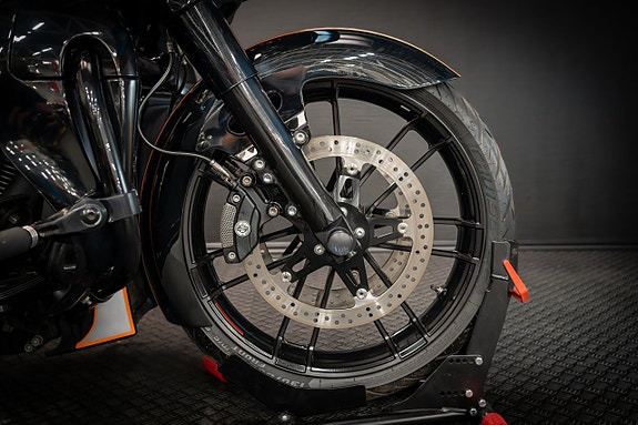 Harley-Davidson Road Glide Special Touring (FLTRXS) 124 Cui Big Bore 4 of 20
