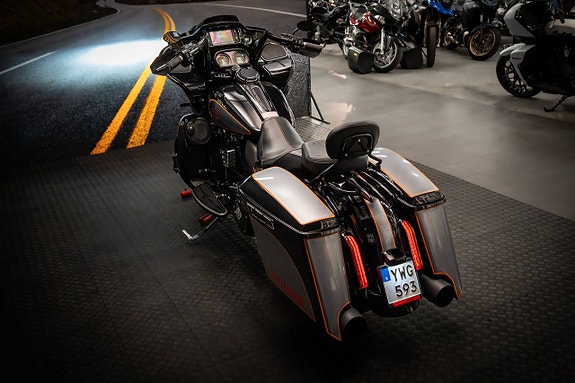 Harley-Davidson Road Glide Special Touring (FLTRXS) 124 Cui Big Bore 11 of 20
