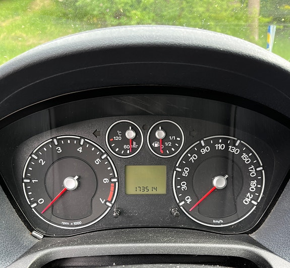 Ford Fiesta 6 of 8