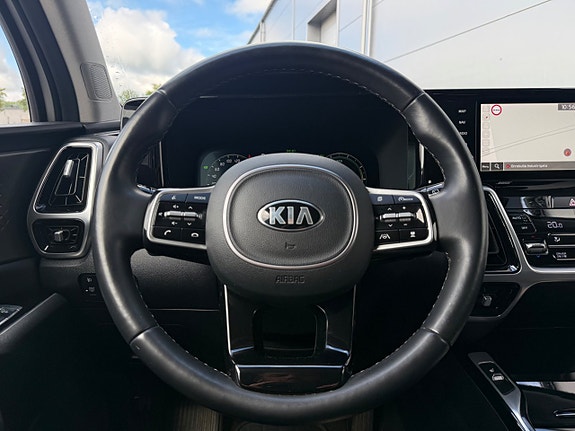 Kia Sorento 8 of 19
