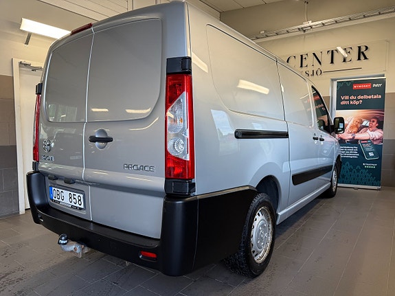 Toyota Proace 2 of 5