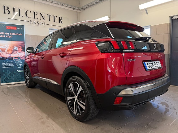 Peugeot 3008 2 of 5
