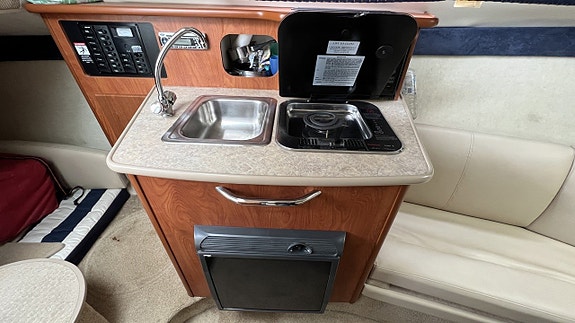 Bayliner 245 Cruiser 2008 16 of 20