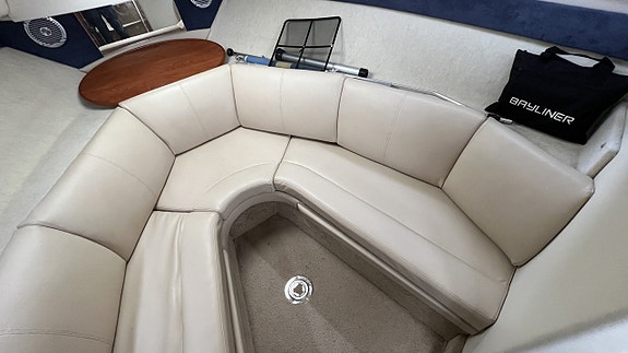 Bayliner 245 Cruiser 2008 14 of 20