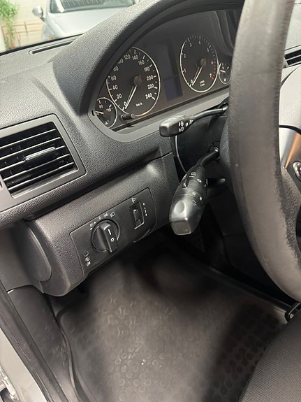 Mercedes-Benz A170 8 of 10