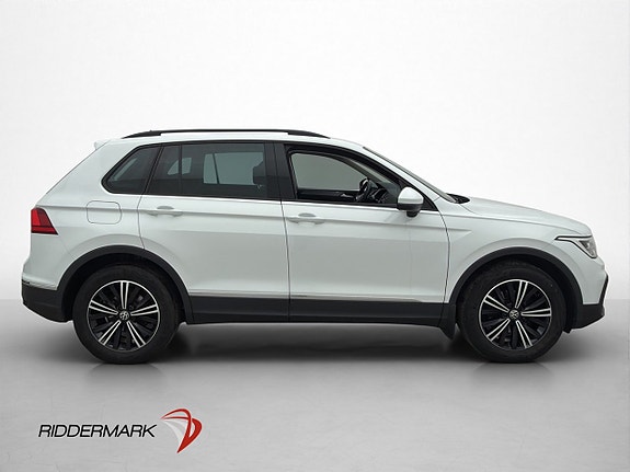 Volkswagen Tiguan 6 of 30