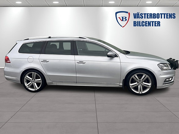Volkswagen Passat 2 of 5