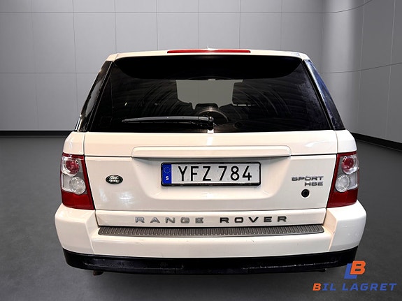 Land Rover Range Rover Sport 3 of 5