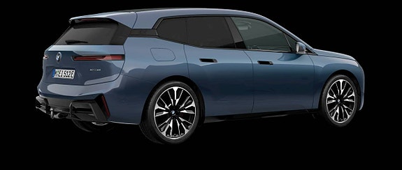 BMW iX 2 of 3
