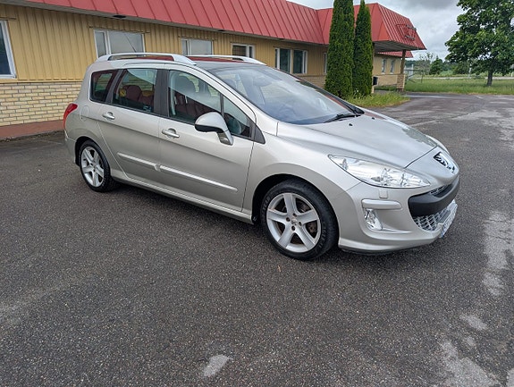 Peugeot 308 SW 5 of 5