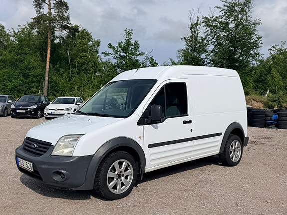 Ford Transit Connect 3 of 5