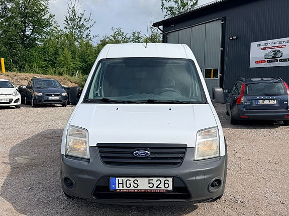 Ford Transit Connect 2 of 5