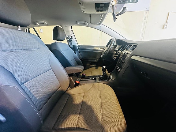 Volkswagen Golf-Serie 8 of 16