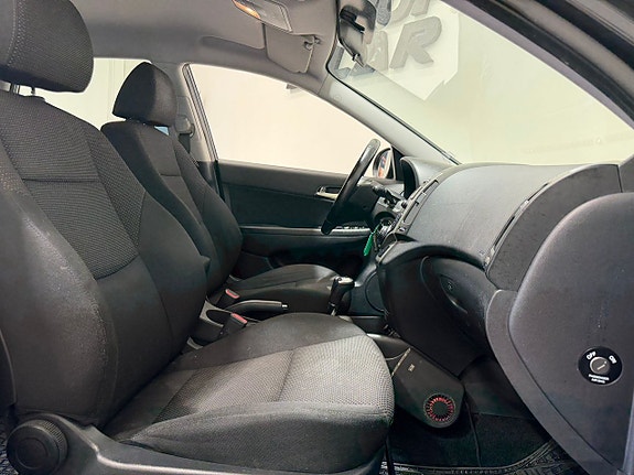 Hyundai i30 6 of 17