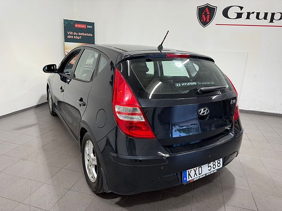 Hyundai i30 13 of 17