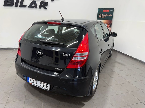 Hyundai i30 16 of 17