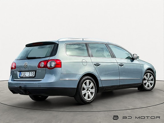 Volkswagen Passat 3 of 5