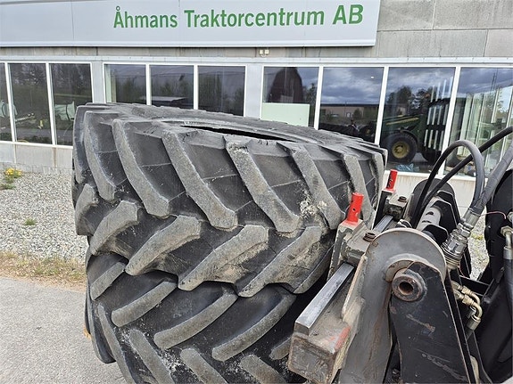 Michelin 540/65X30
