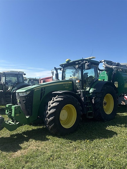 John Deere 8370R 6 of 13
