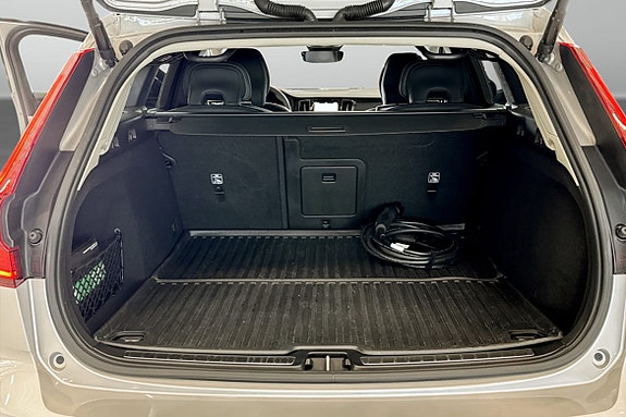 Volvo V60 11 of 14
