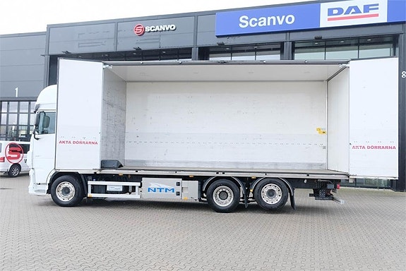 DAF XF 530 med NTM skåpbyggnation 4 of 14