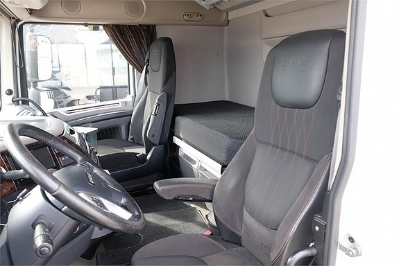 DAF XF 530 NTM skåpbil 8 of 14
