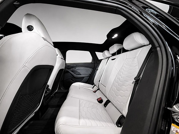Audi A6 10 of 10