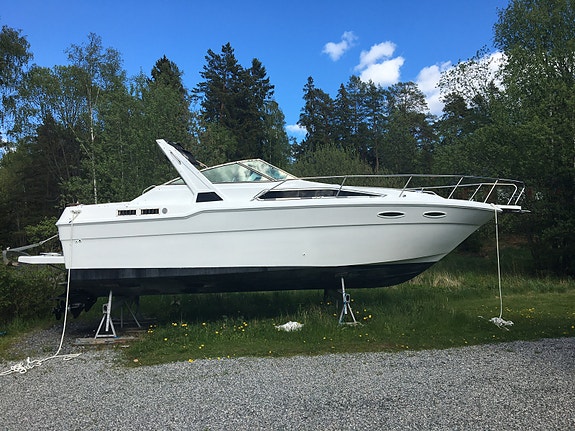 Sea Ray 300 2x Diesel 7 of 11